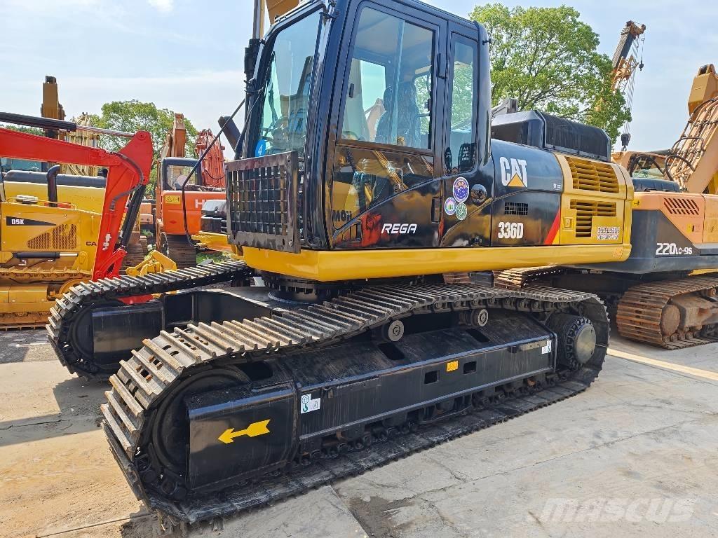 CAT 336 D L Paletli ekskavatörler