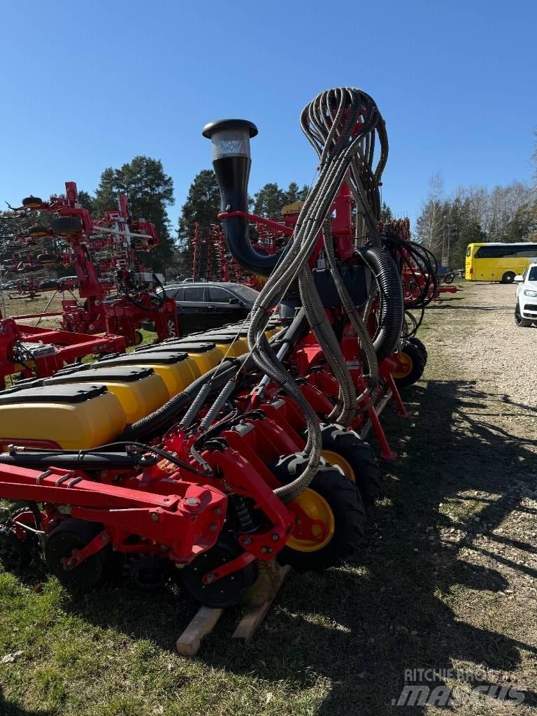 Väderstad Tempo V12 Hassas ekim makinalari