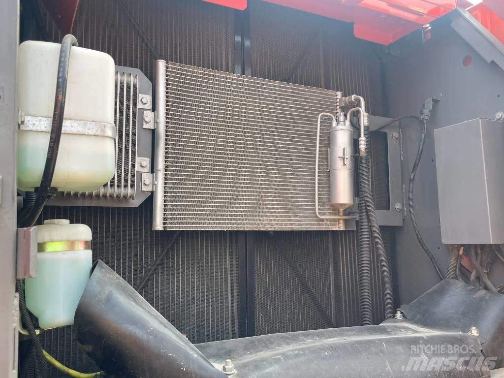 Hitachi 210LC Paletli ekskavatörler