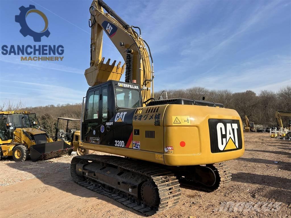 CAT 320 D L Paletli ekskavatörler