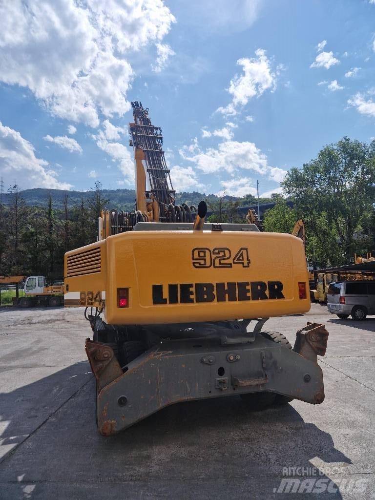 Liebherr A924C Atık taşıma araçları