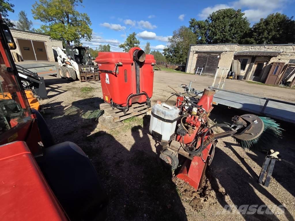  AC C1100 Diger yol bakim makinalari