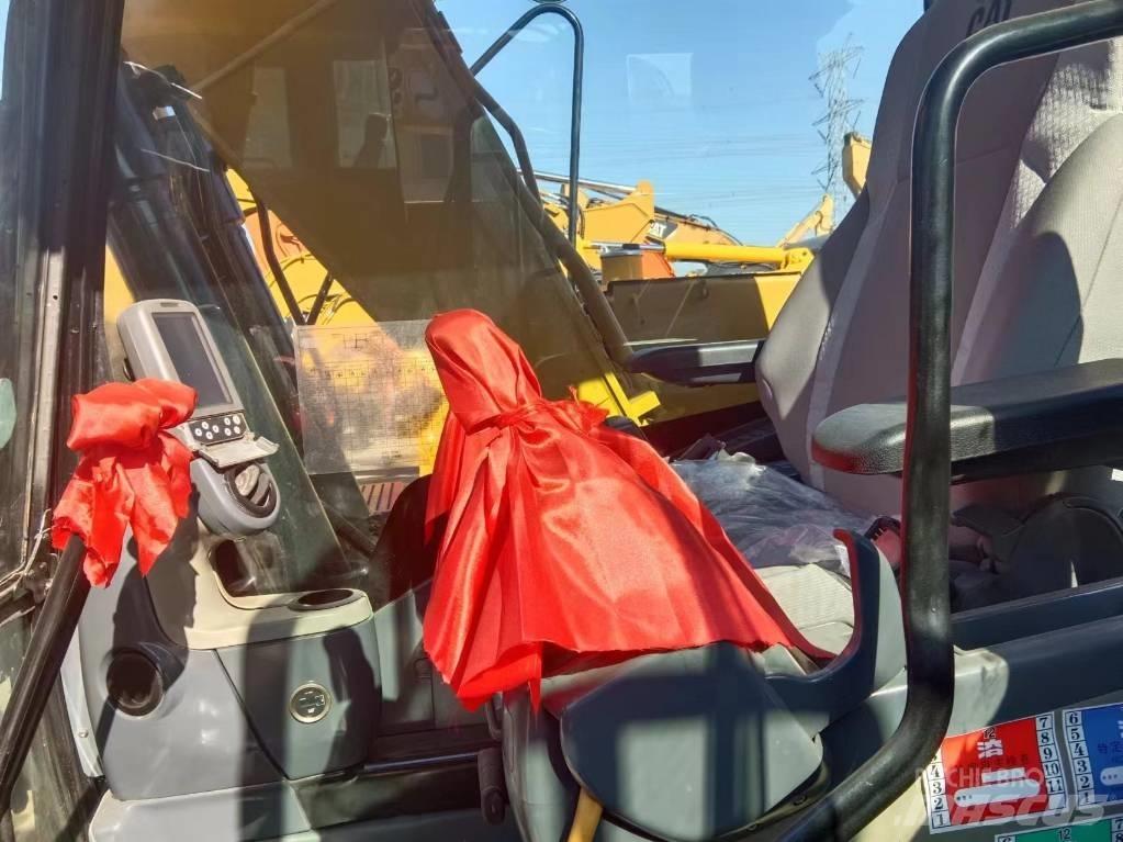 CAT 313D2GC Paletli ekskavatörler
