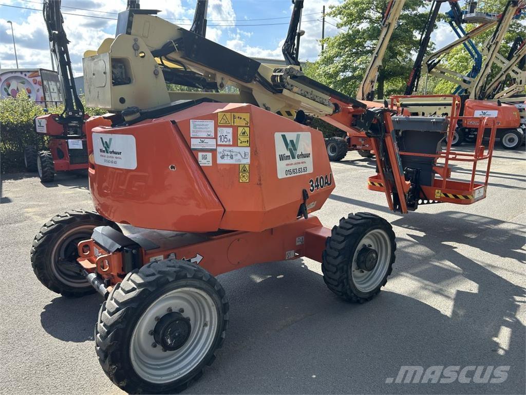 JLG 340AJ (4566) Körüklü personel platformları