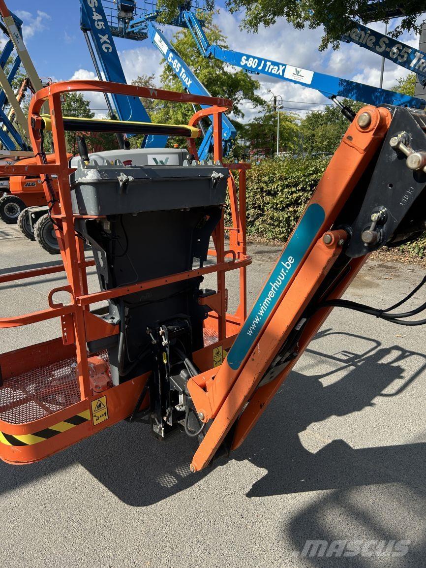 JLG 340AJ (4566) Körüklü personel platformları