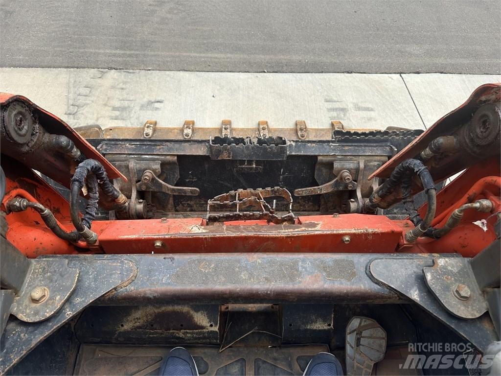 Kubota SVL 75-2 Skid steer loderler