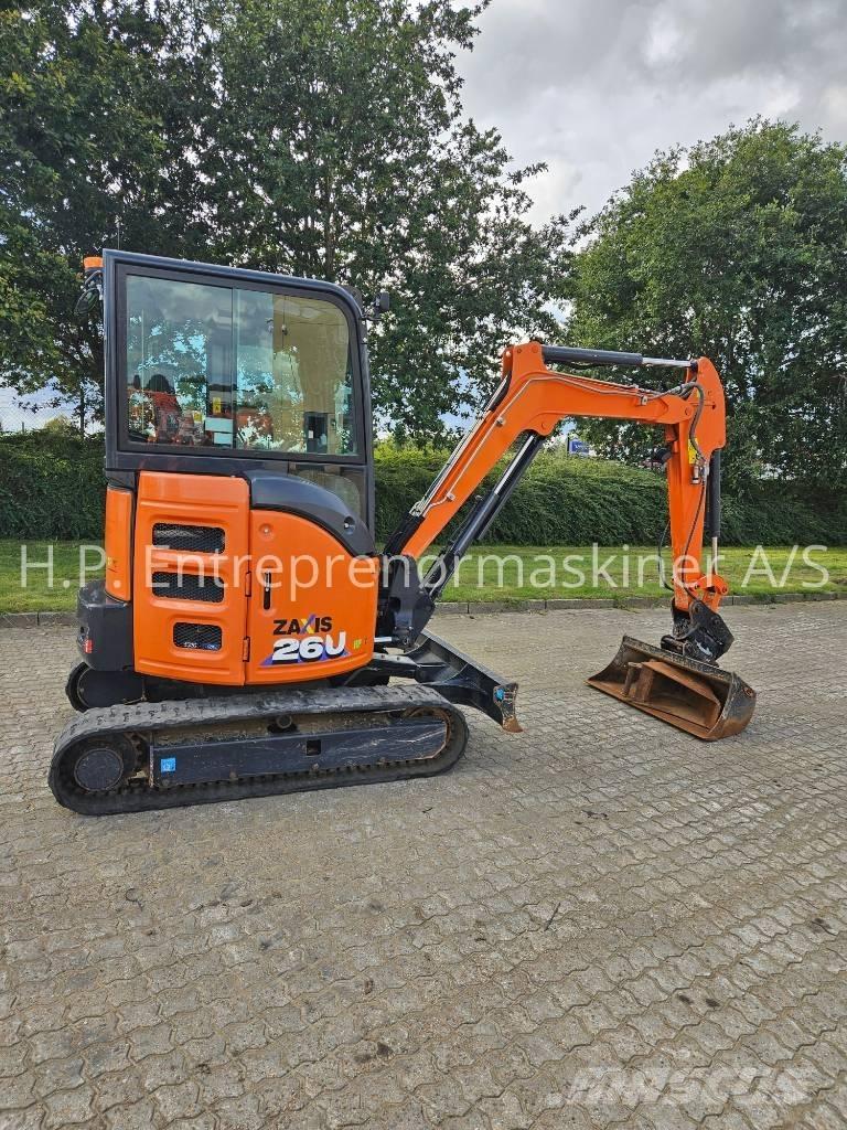 Hitachi ZX 26 U-6 CR Mini ekskavatörler, 7 tona dek