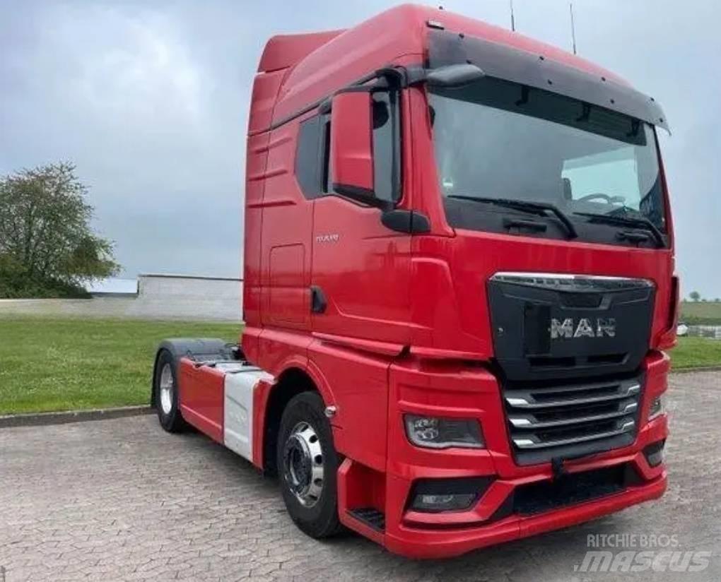 Shacman truck head Damperli römorklari