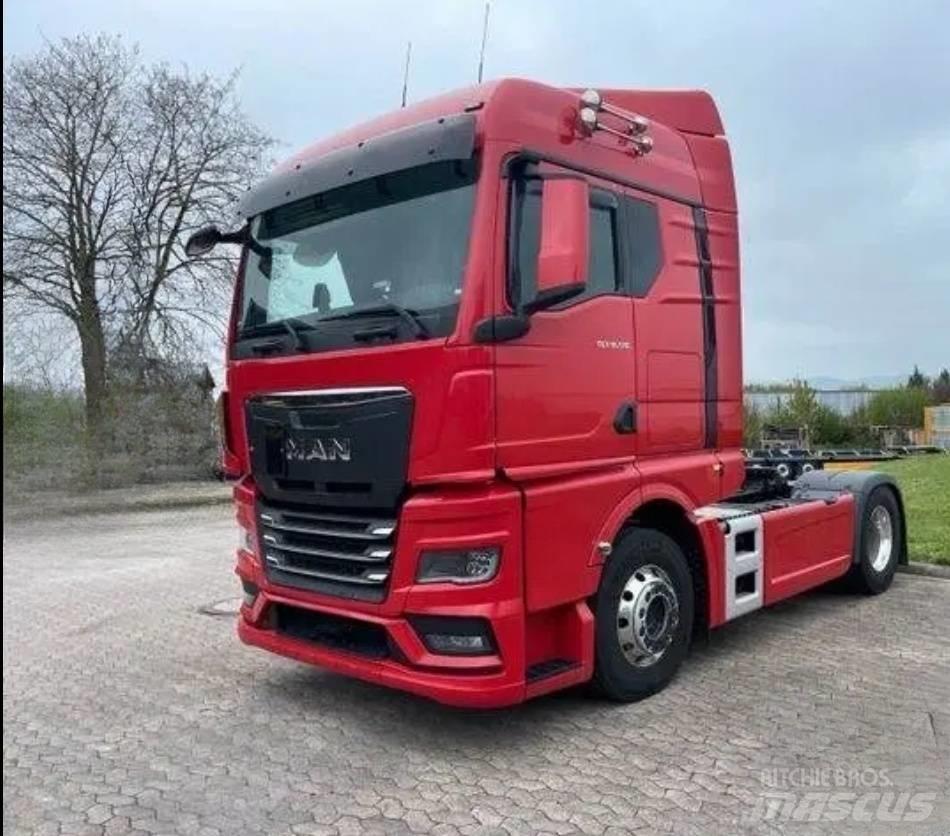 Shacman truck head Damperli römorklari