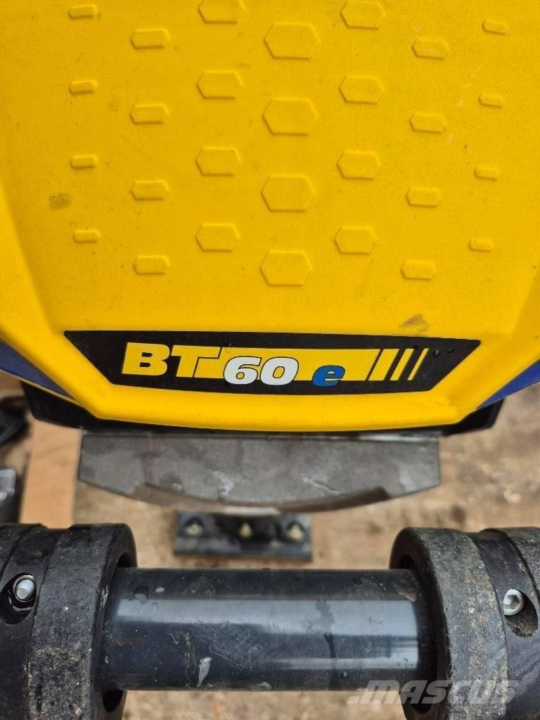 Bomag BT 60e Sıkıştırma tokmakları