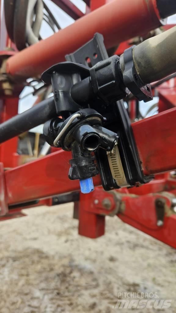 Hardi Navigator 4000 Çekilir pülverizatörler