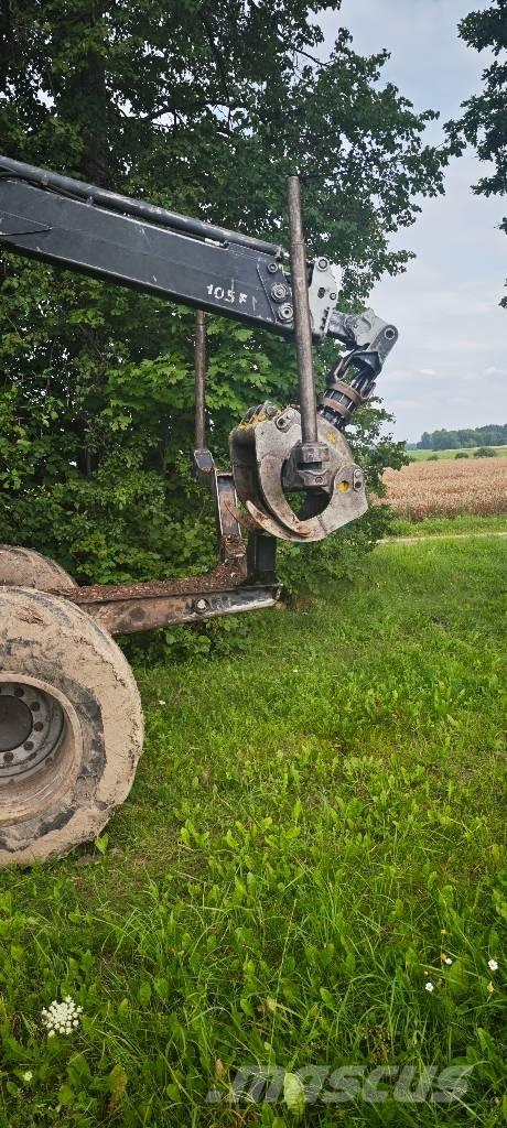 Komatsu 845 Tomruk yükleyici traktörler