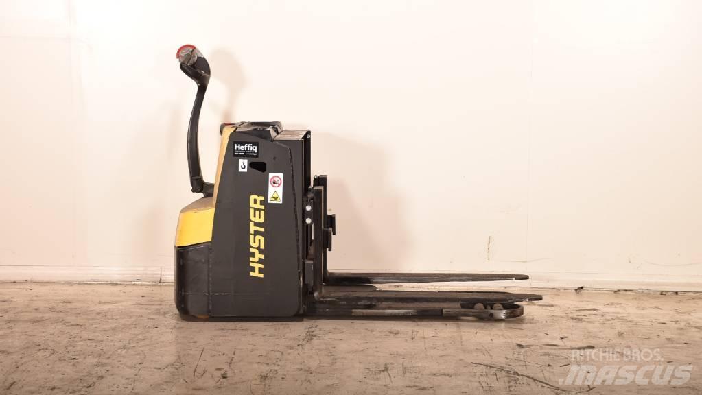 Hyster S2.4HBE Düsük seviye kaldirici