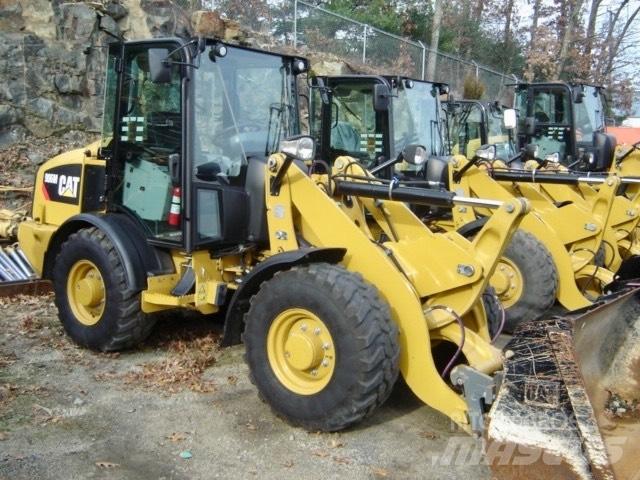 CAT 906 M Tekerlekli yükleyiciler
