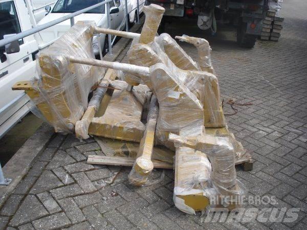 CAT 140M/160M Ripper Diger