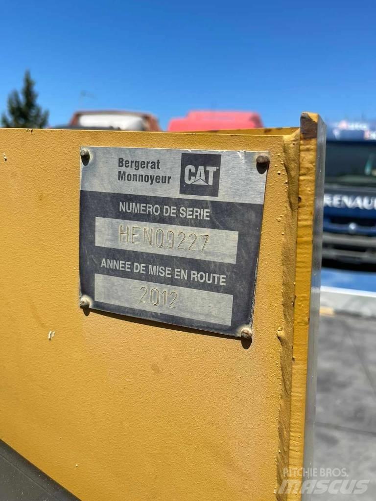 CAT 236 B Skid steer loderler