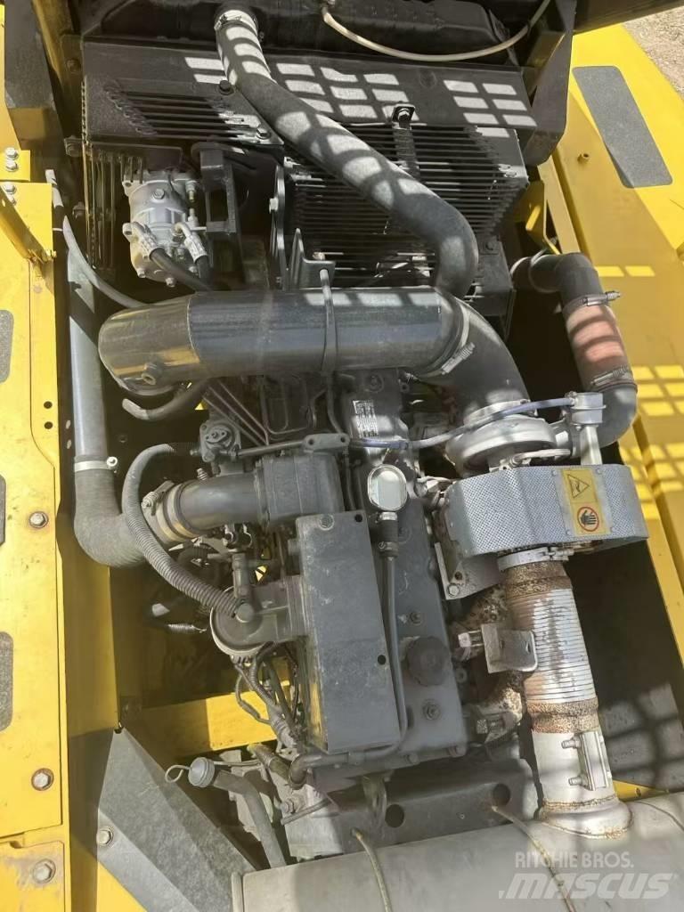 Komatsu PC 350 Paletli ekskavatörler