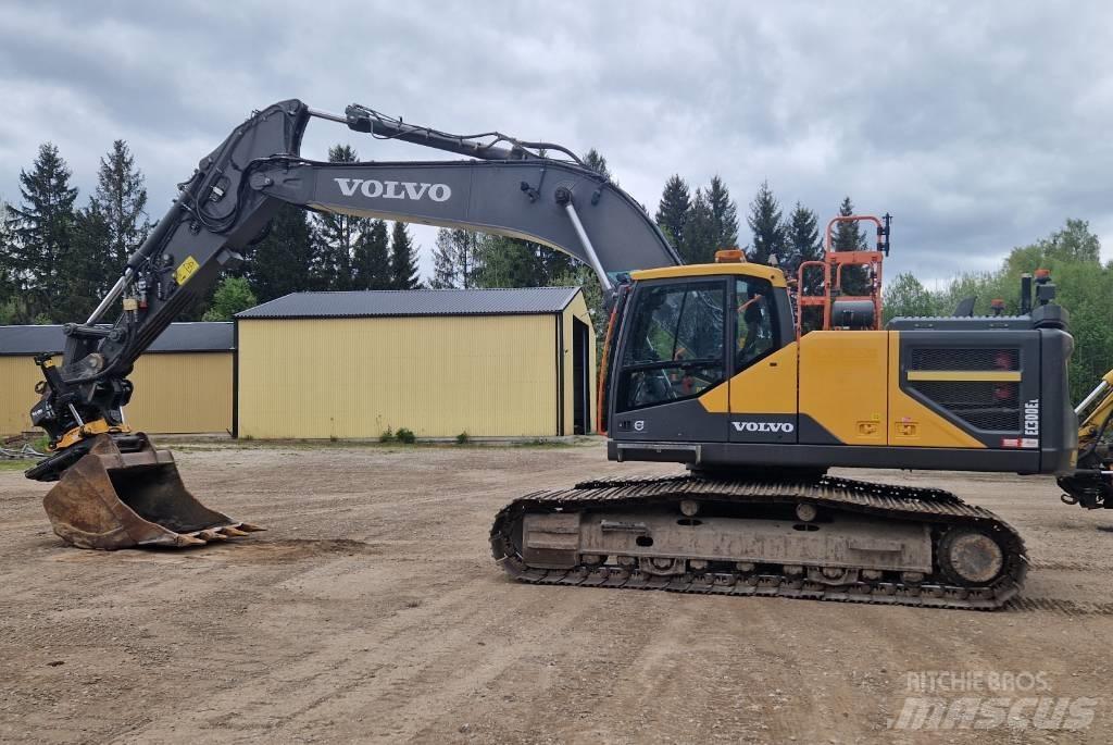 Volvo EC 300 EL Paletli ekskavatörler