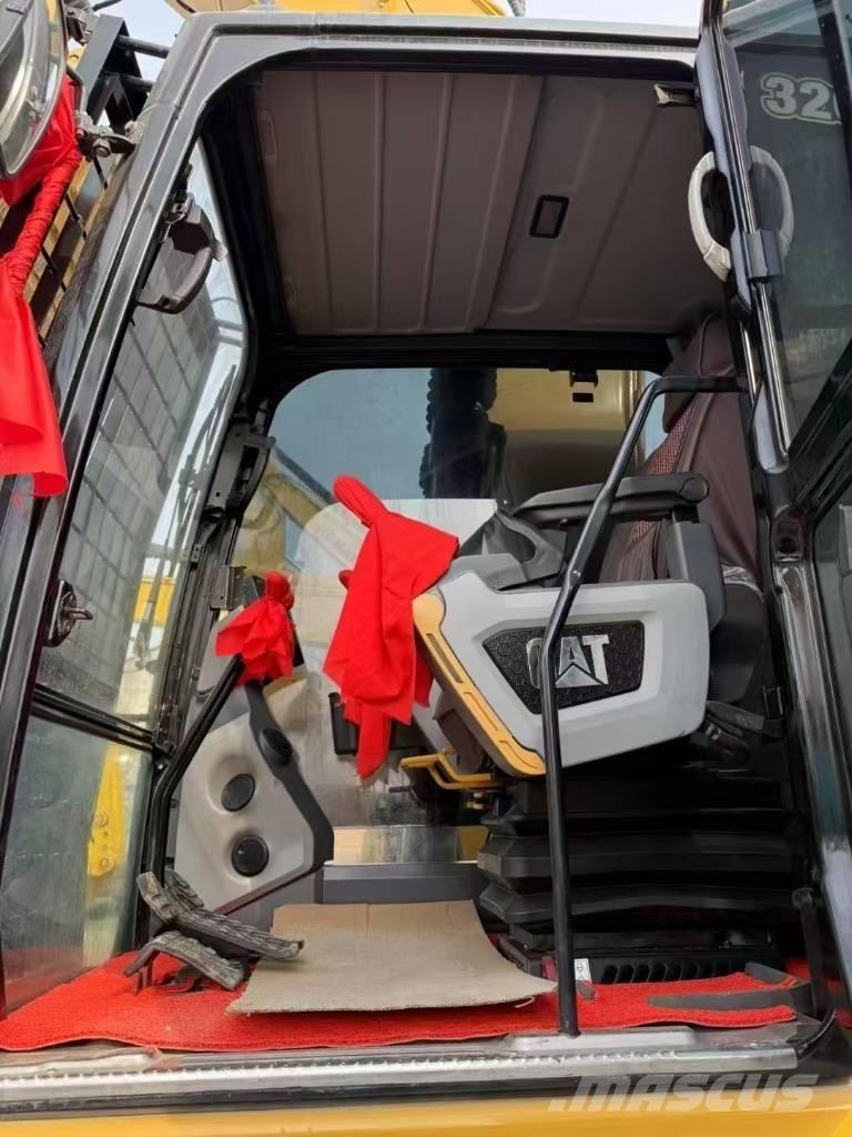 CAT 320GC Paletli ekskavatörler