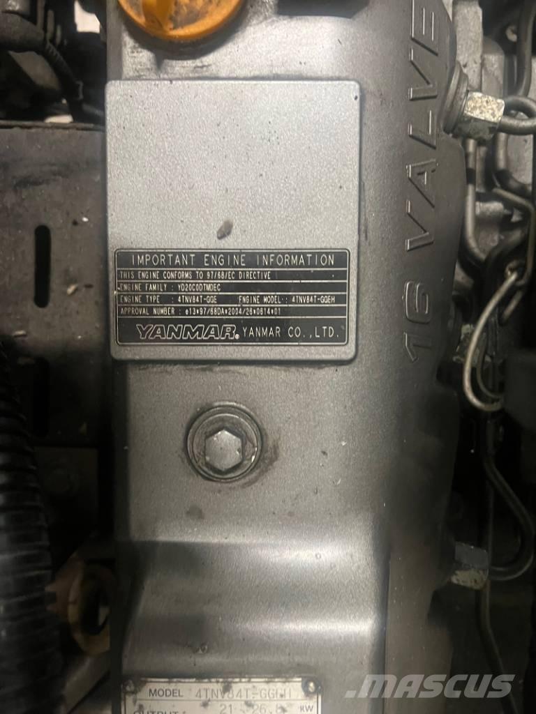 Yanmar 4TNV84T-GGEH Mini ekskavatörler, 7 tona dek