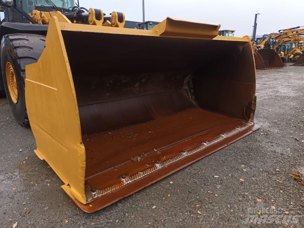 CAT 980 M Tekerlekli yükleyiciler