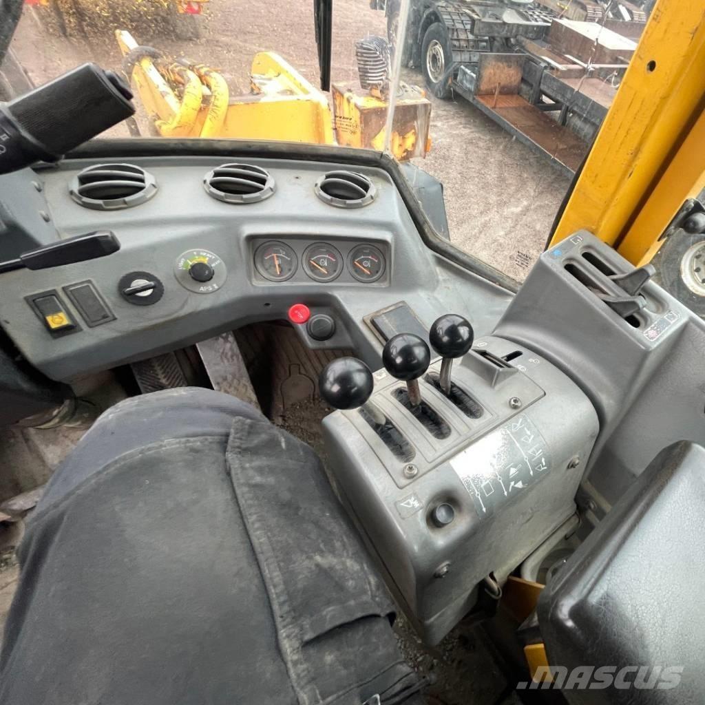 Volvo L 120 C Tekerlekli yükleyiciler