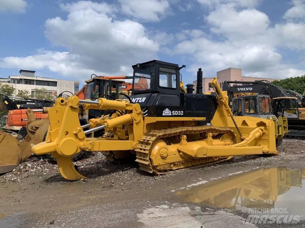 Shantui SD 32 Paletli dozerler