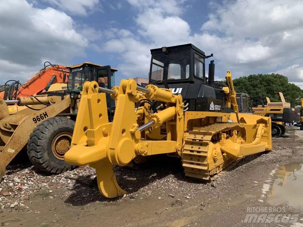 Shantui SD 32 Paletli dozerler