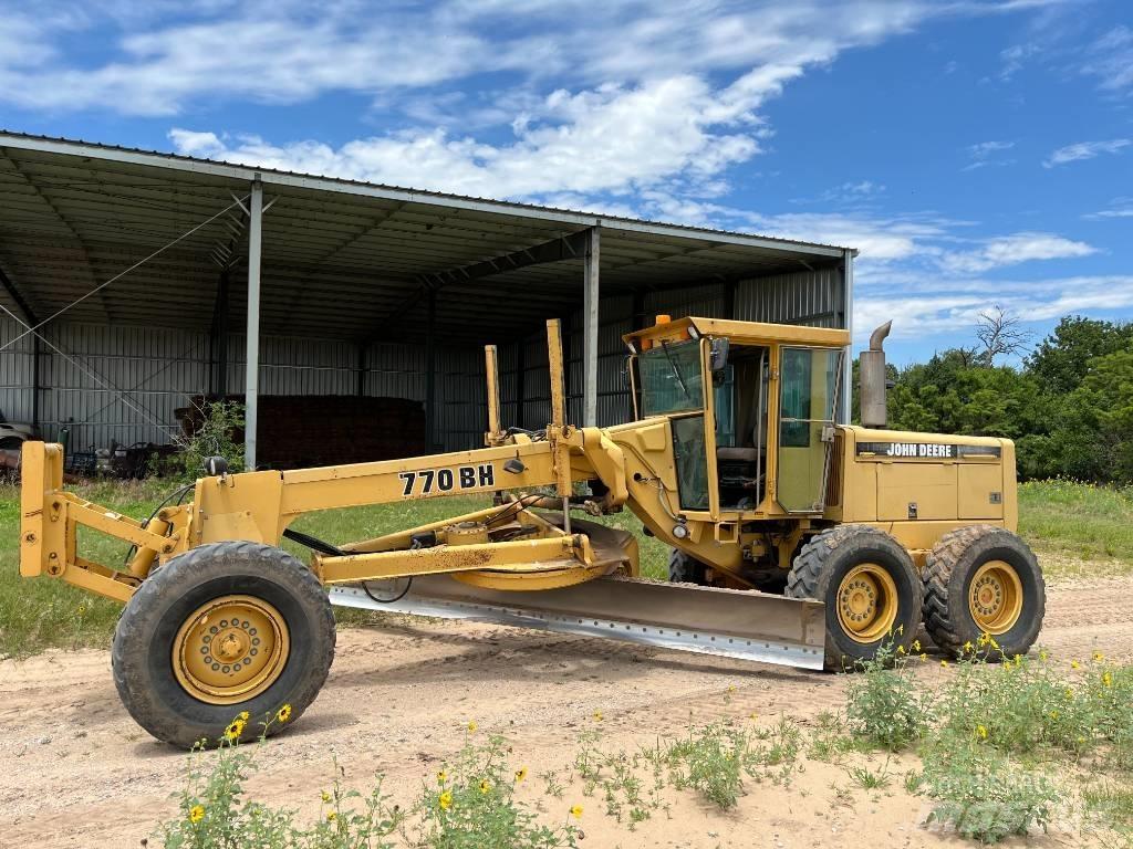 John Deere 770 BH Greyderler