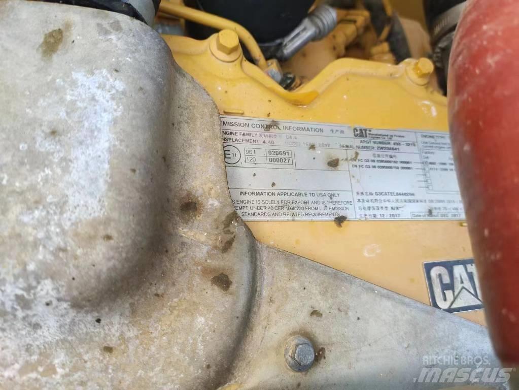 CAT 320GC Paletli ekskavatörler