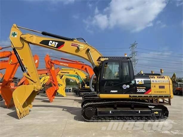 CAT 320 D Paletli ekskavatörler