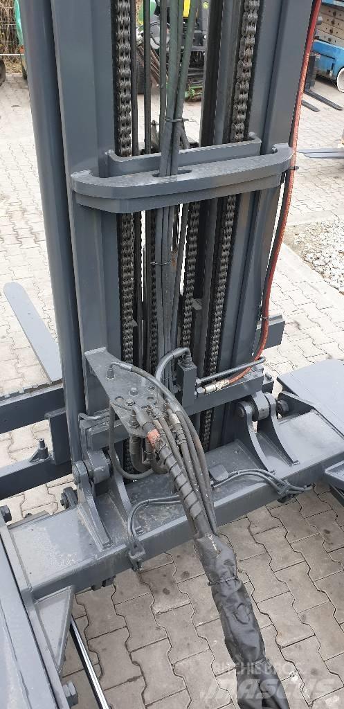 Combilift C 4500 4 yönlü reach truck