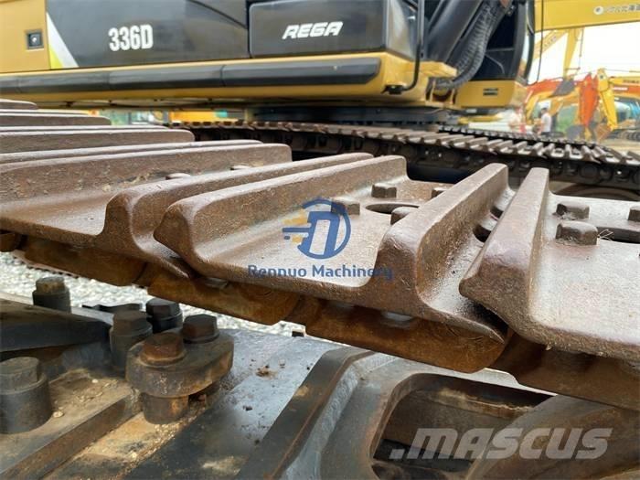 Komatsu PC450-8 Paletli ekskavatörler