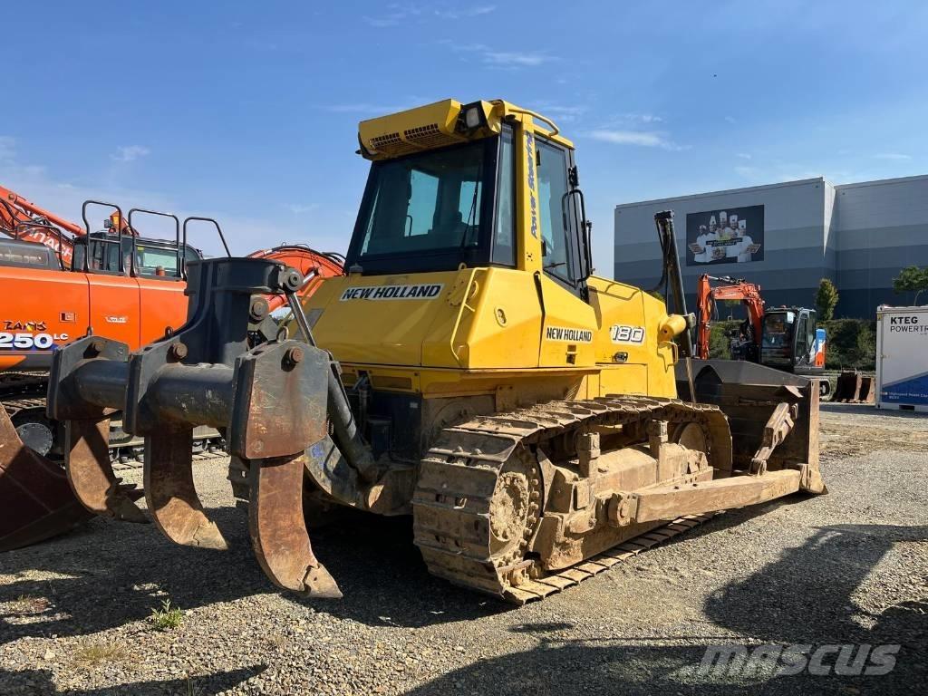 New Holland D180 Paletli dozerler