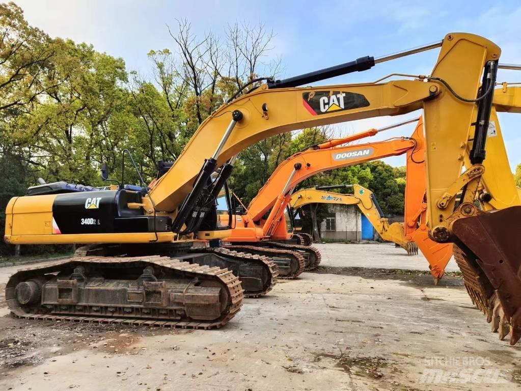 CAT 349 D2 Paletli ekskavatörler