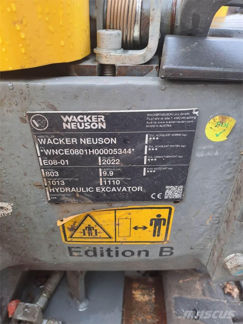 Wacker Neuson 803 Paletli ekskavatörler
