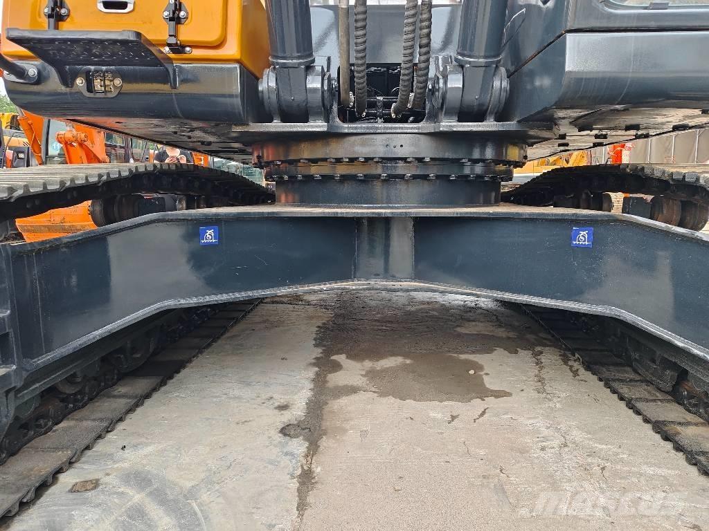 Hyundai R350LVS Paletli ekskavatörler