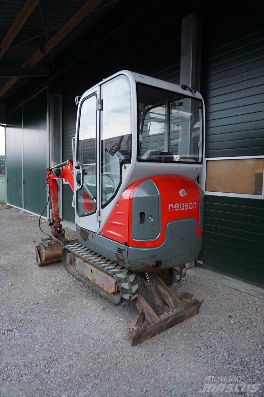 Neuson 1404 Lastik tekerli ekskavatörler