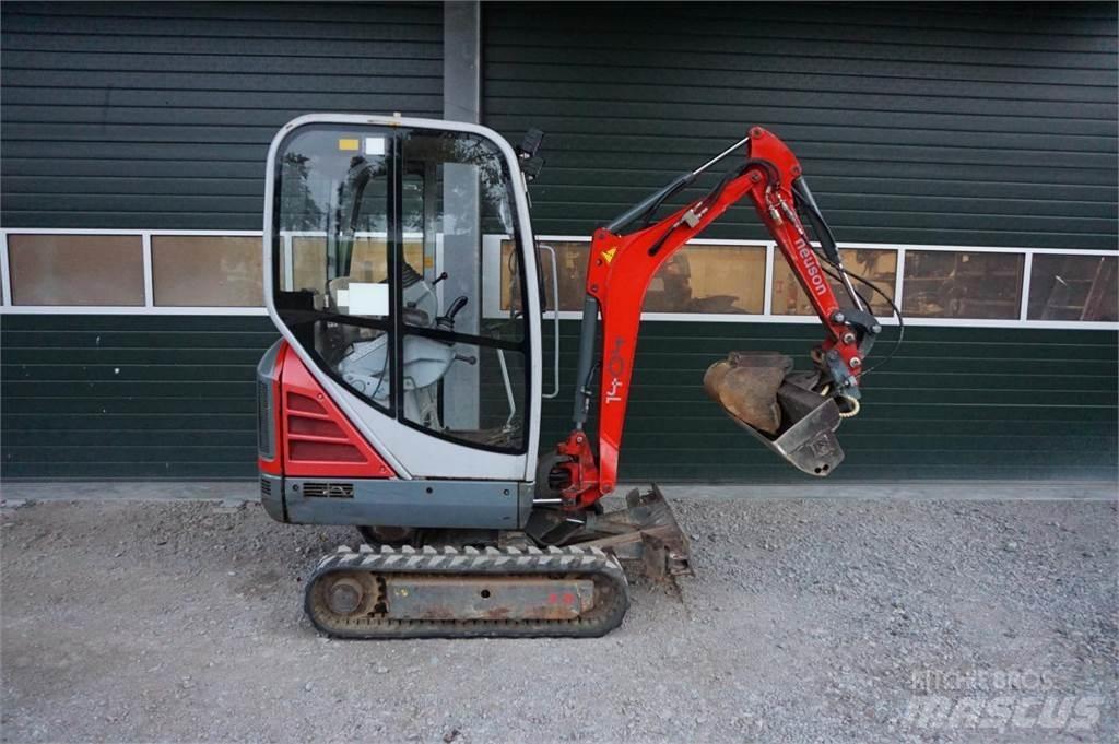 Neuson 1404 Lastik tekerli ekskavatörler