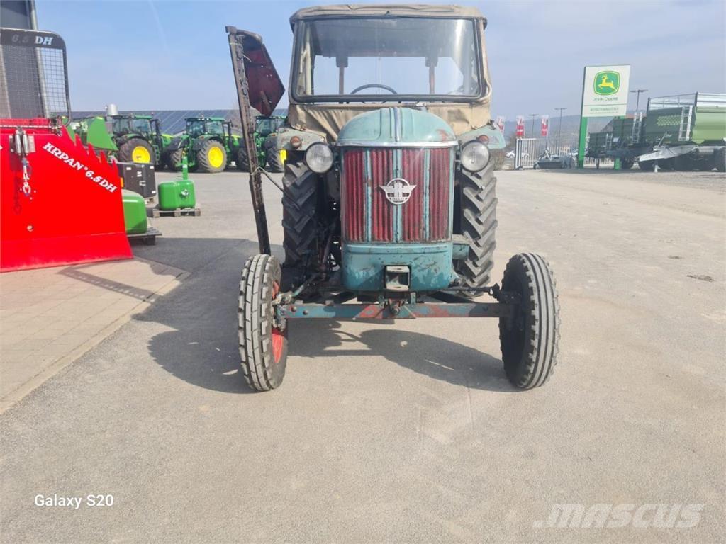 Hanomag R 324 SA Traktörler