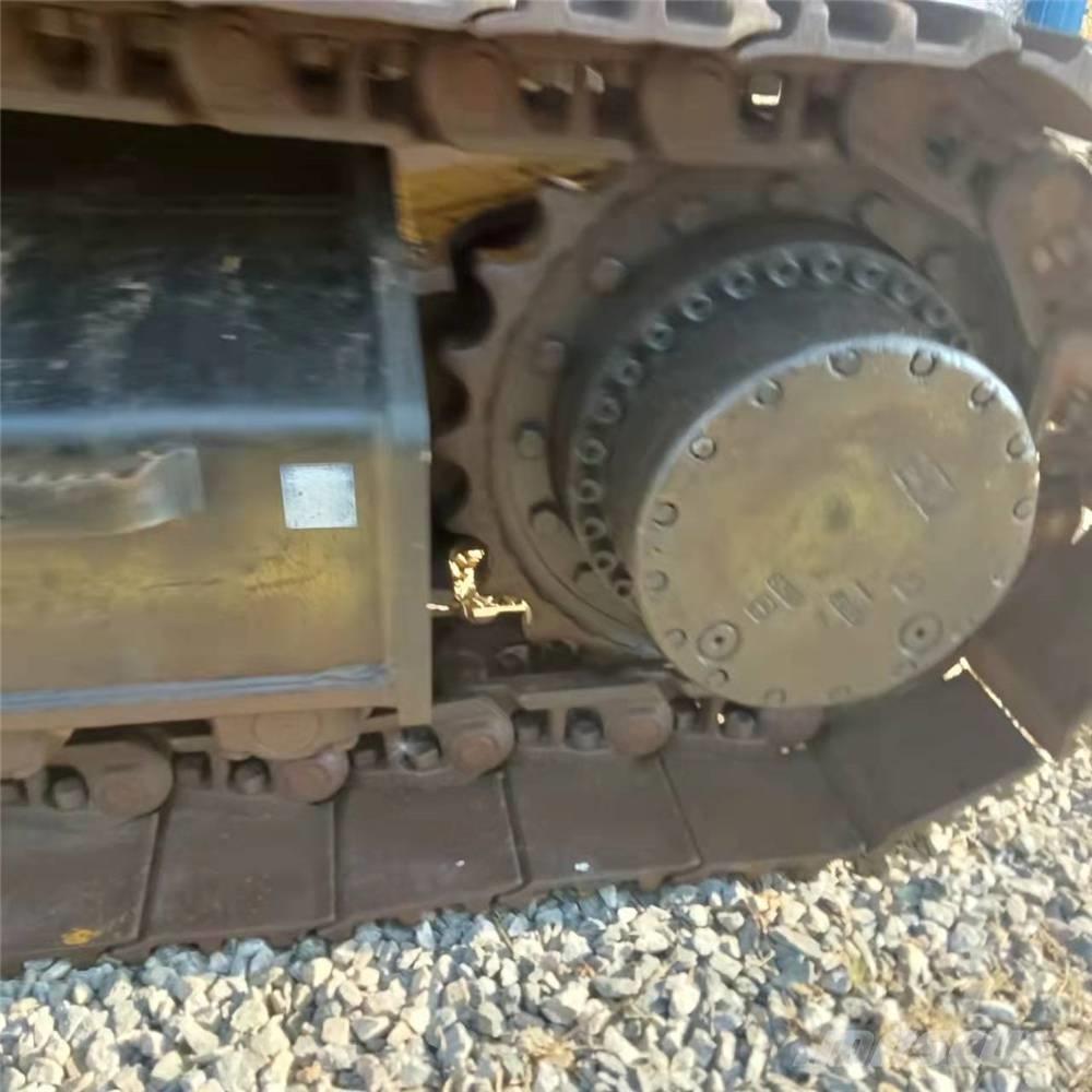 CAT 336D Paletli ekskavatörler