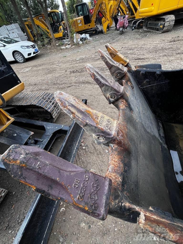CAT 306 E Paletli ekskavatörler