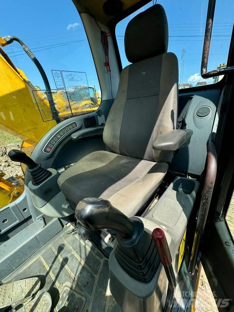JCB JS 160 LC Paletli ekskavatörler