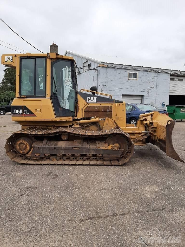 CAT D5GLGP Paletli dozerler