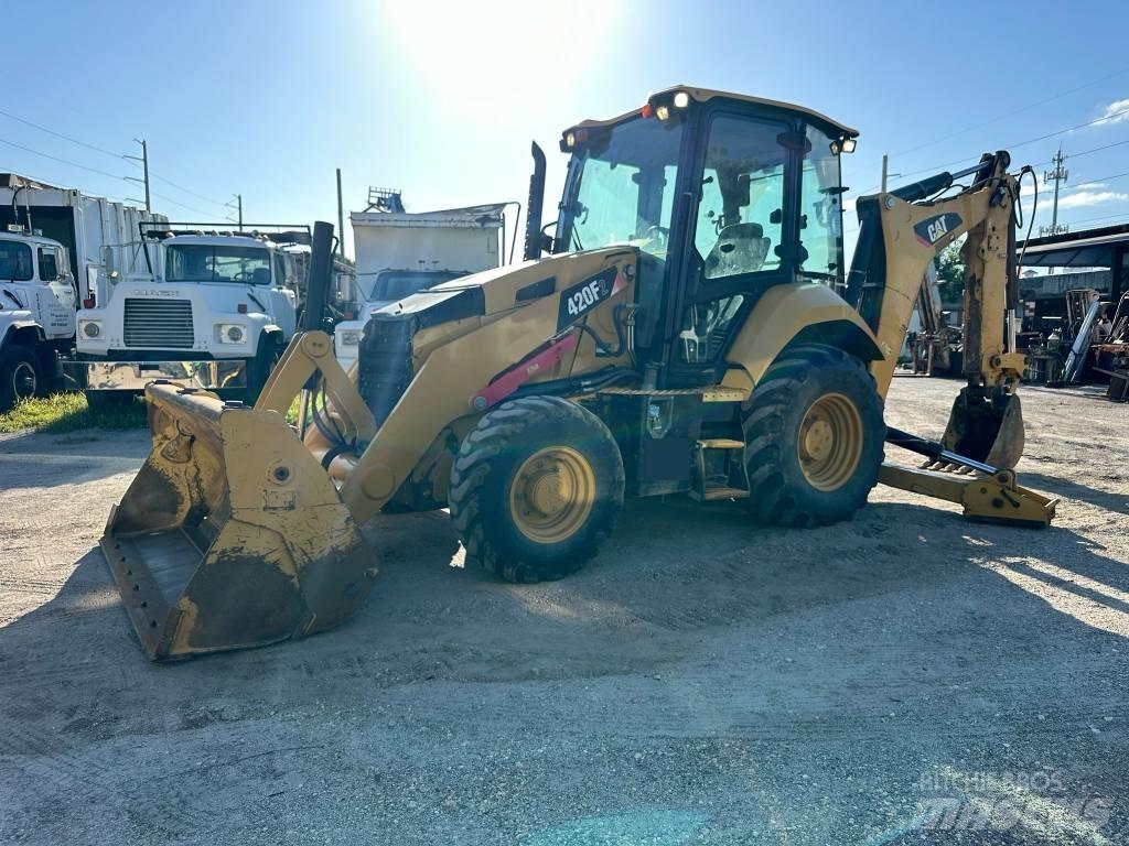 CAT 420F2 Kazıcı yükleyiciler - beko loder