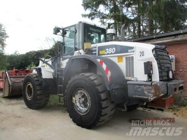 Komatsu WA 380 Tekerlekli yükleyiciler