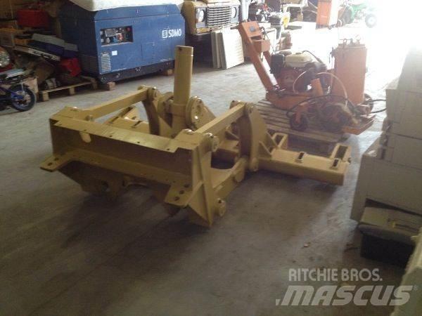 CAT 140H/160H Ripper Diger