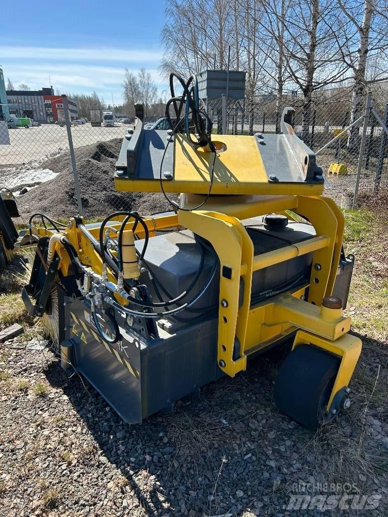 Stark KAH 2000 ST Cadde süpürücüler