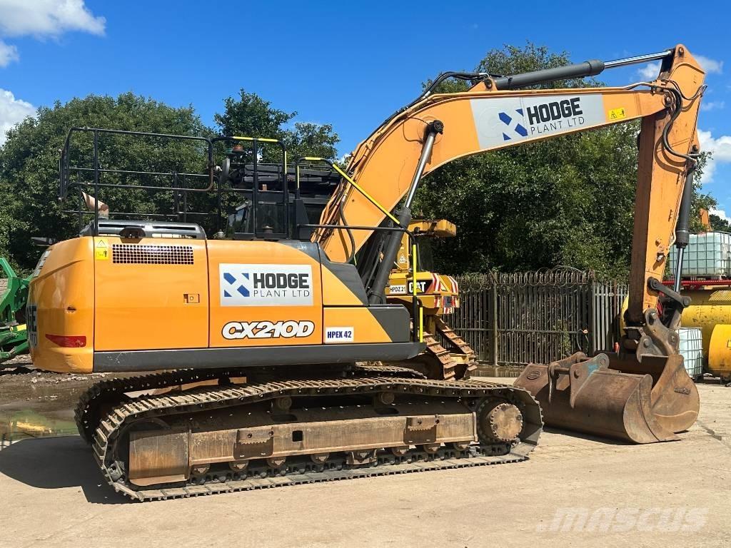 CASE CX 210 D Paletli ekskavatörler