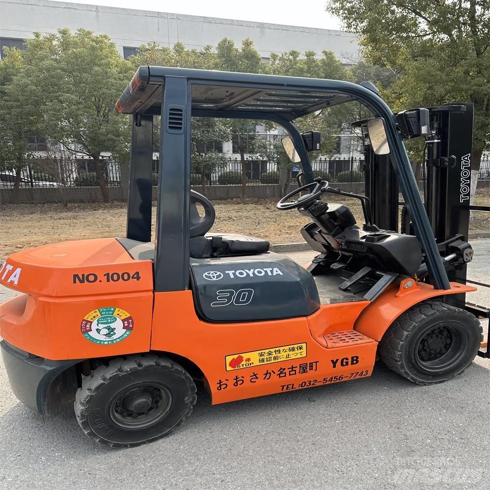 Toyota 02-7 FD F 30 Dizel forkliftler
